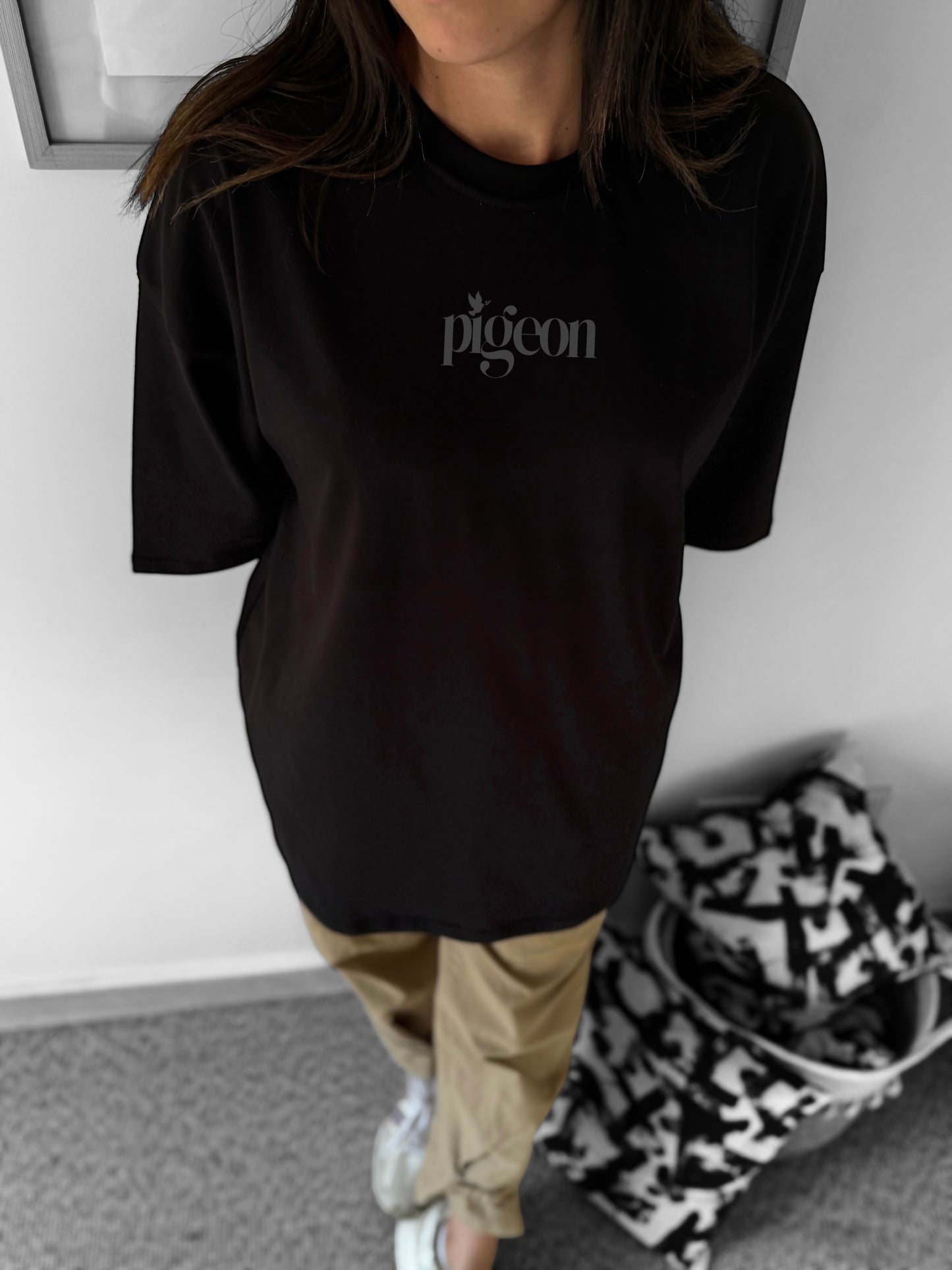 Pigeon black oversized tee
